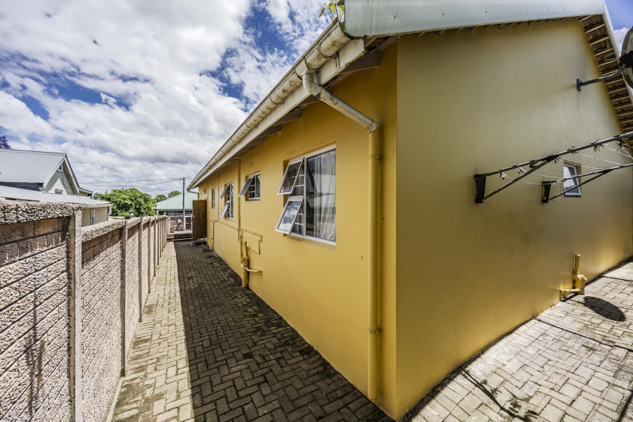 4 Bedroom Property for Sale in Cambridge Eastern Cape